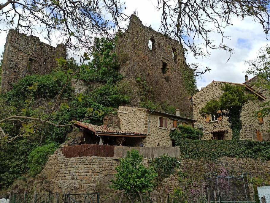 Gite Le Rocher Du Chateau De Retourtour Lamastre Exteriör bild
